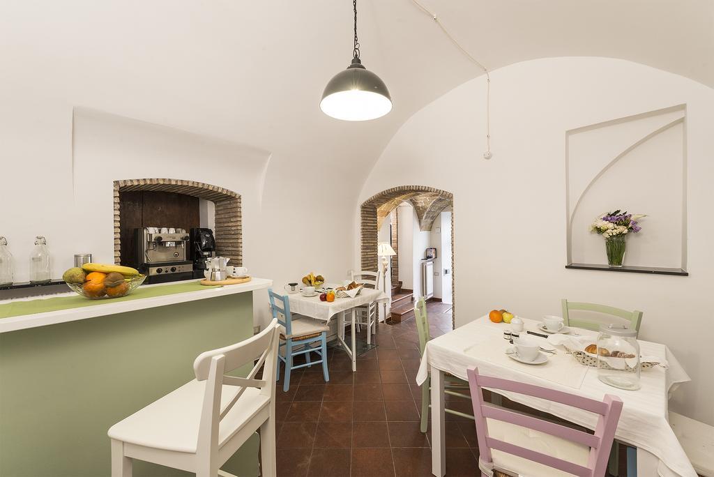 B&B I Tre Camini 타르퀴니아 외부 사진